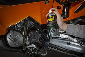 WD-40 Specialist Moto - Kit Pulizia con 1 x Detergente 500 ml, 1 x...