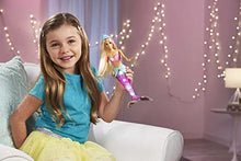Carica l&#39;immagine nel visualizzatore di Gallery, Barbie Dreamtopia Bambola Sirena, Bionda con Coda che Si Muove e Luci, Giocattolo per Bambini 3 + Anni, Multicolore, GFL82, Esclusivo Amazon