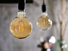 Carica l&#39;immagine nel visualizzatore di Gallery, Philips Lighting E27 Lampadina Globo Vintage LED Dimmerabile 8W, 630 Lumen,... - Ilgrandebazar