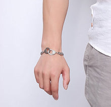 Carica l'immagine nel visualizzatore di Gallery, Housweety da uomo in acciaio INOX a maglia grossa, con chiusura manette - Ilgrandebazar