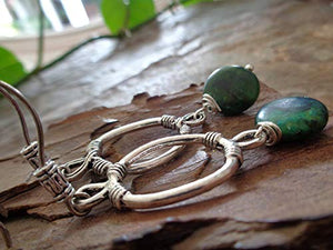 ✿ LONG OVAL & GREEN ROUND STONE ✿ Orecchini etnici con ganci lunghi decorati