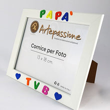 Carica l&#39;immagine nel visualizzatore di Gallery, Cornici per foto in legno con la scritta Papà TVB e decorata cuoricini,... - Ilgrandebazar