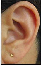 Carica l&#39;immagine nel visualizzatore di Gallery, MINI POINT PLUG D&#39;OR petites boucles d&#39;oreilles délicates - Ilgrandebazar