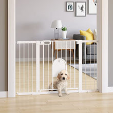 Carica l'immagine nel visualizzatore di Gallery, PawHut Cancelletto per Cani Estensibile con Porta a Chiusura Automatica, in Metallo e ABS, 75-131x76 cm, Bianco