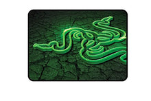 Carica l'immagine nel visualizzatore di Gallery, Razer RZ02-01910600-R3M1 Tappetino Gaming, Medio, Fissure (Verde)