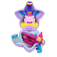Carica l&#39;immagine nel visualizzatore di Gallery, Polly Pocket Il Compleanno di Polly, con Bambola Mini e Accessori,... - Ilgrandebazar