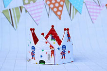 Carica l&#39;immagine nel visualizzatore di Gallery, Corona compleanno supereroi per bambini - Ilgrandebazar