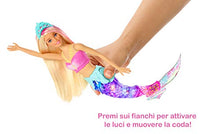 Carica l&#39;immagine nel visualizzatore di Gallery, Barbie Dreamtopia Bambola Sirena, Bionda con Coda Che Si Muove e Luci,... - Ilgrandebazar