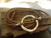 Carica l&#39;immagine nel visualizzatore di Gallery, ✿ HAMMERED ANELLO &amp; pelle scamosciata ✿ braccialetto dell&#39;involucro