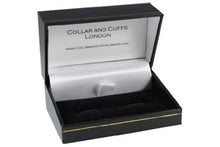 Carica l'immagine nel visualizzatore di Gallery, COLLAR AND CUFFS LONDON - Gemelli di Alta qualità e Scatola Regalo - Quattro... - Ilgrandebazar