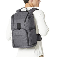 Carica l&#39;immagine nel visualizzatore di Gallery, AmazonBasics - Zaino per fotocamera, DSLR e laptop, poliestere 840D ad...