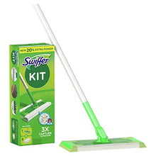 Carica l'immagine nel visualizzatore di Gallery, Swiffer Starter Kit Scopa con 1 Manico + 8 Panni di Ricambio, per Catturare e Intrappolare la Polvere
