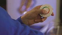 Carica l&#39;immagine nel visualizzatore di Gallery, Philips LivingColors IRIS Lampada da Tavolo LED, E27, 10 W, Bianco - Ilgrandebazar