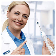 Carica l'immagine nel visualizzatore di Gallery, Oral-B 4210201207238 CrossAction - Testine di ricambio con 4 pezzi