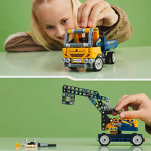 Carica l&#39;immagine nel visualizzatore di Gallery, LEGO 42147 Technic Camion Ribaltabile, Set 2 in 1 con Camioncino ed Escavatore Giocattolo, Giochi per Bambini e Bambine dai 7 anni in su, Idee Regalo