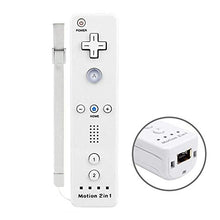 Carica l'immagine nel visualizzatore di Gallery, YiYunTE 2 In 1 Telecomando Motion Plus per Wii e U Game Remote Bianca