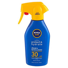 Carica l&#39;immagine nel visualizzatore di Gallery, Nivea Sun Protect &amp; Hydrate Spray Solare Idratante FP30, Protezione Alta -...