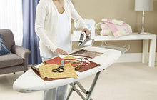 Carica l&#39;immagine nel visualizzatore di Gallery, Rowenta DW5225 Focus Excel Ferro da Stiro a Vapore, Potenza 2700 Beige/Bianco - Ilgrandebazar