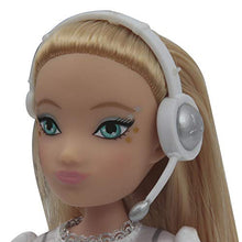 Carica l&#39;immagine nel visualizzatore di Gallery, Giochi Preziosi Miracle Tunes Fashion Doll Emily, Vestizione White... - Ilgrandebazar