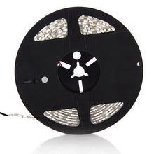 Carica l&#39;immagine nel visualizzatore di Gallery, STRISCIA BOBINA A LED 5050 RGB 5METRI SMD 5 METRI LUCE MULTICOLOR COLORI...