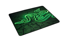 Carica l'immagine nel visualizzatore di Gallery, Razer RZ02-01910600-R3M1 Tappetino Gaming, Medio, Fissure (Verde)