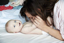 Carica l&#39;immagine nel visualizzatore di Gallery, Johnson&#39;s Baby, 18 confezioni da 56 pezzi, 1008 salviette - Ilgrandebazar