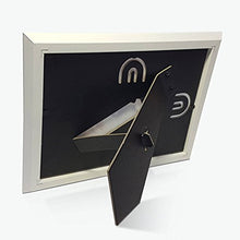 Carica l'immagine nel visualizzatore di Gallery, Cornici per foto in legno 13x18cm con scritto Tanti Auguri 50 Anni, da...