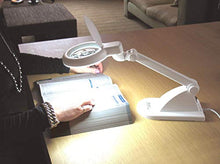 Carica l&#39;immagine nel visualizzatore di Gallery, Lampada con luce diurna e lente d&#39;ingrandimento - Ilgrandebazar