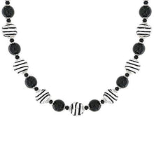 Carica l&#39;immagine nel visualizzatore di Gallery, Venetiaurum - Collana Girocollo Donna Con Perle In Vetro Originale Di Murano...
