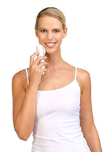 Carica l'immagine nel visualizzatore di Gallery, Silk'n Massaggiatore viso con funzione vibrazione, Massaggio caldo e freddo,...