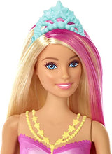 Carica l&#39;immagine nel visualizzatore di Gallery, Barbie Dreamtopia Bambola Sirena, Bionda con Coda che Si Muove e Luci, Giocattolo per Bambini 3 + Anni, Multicolore, GFL82, Esclusivo Amazon