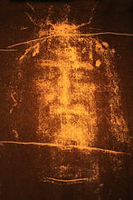 Carica l'immagine nel visualizzatore di Gallery, Medaglietta Raffigurante "Il Volto Santo di Cristo " In Argento Massiccio 925