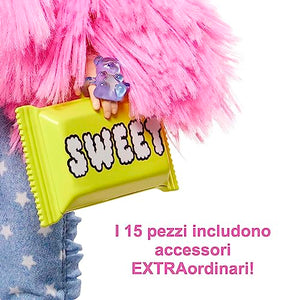 Barbie Extra n.3 - Bambola Snodata con Pelliccia Rosa e Maialino-Unicorno - 15 Accessori - Look Fashion con Ciocche Rossa - Regalo per Bambini 3+ Anni, GRN28
