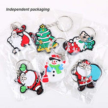 Carica l'immagine nel visualizzatore di Gallery, FLOFIA 48pz Portachiavi Natale Natalizio Giocattoli Portachiavi in PVC per Donna Uomo Bambini Portachiavi Regalo Ciondolo Ricordo per Bomboniere Festa Natale (6 Modelli)