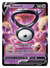 Carica l'immagine nel visualizzatore di Gallery, Pokémon- Collezione Speciale Unown-V e Lugia-V Zenit Regale del GCC (Due Carte promozionali olografiche, Una Carta Gigante e Cinque Buste di espansione), Edizione in Italiano, Colore, 290-60277
