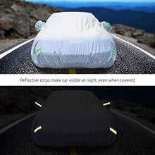 Carica l&#39;immagine nel visualizzatore di Gallery, AmazonBasics - Telo copriauto argentato, resistente Per berline fino a 430 cm - Ilgrandebazar
