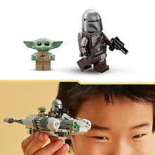 Carica l'immagine nel visualizzatore di Gallery, LEGO Star Wars The Mandalorian N-1 Fighter Microfighter 75363, Il Libro di Boba Fett Giocattolo con Minifigure di Baby Yoda