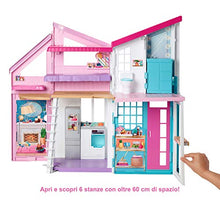 Carica l&#39;immagine nel visualizzatore di Gallery, Barbie- La Nuova Casa di Malibu, Playset Richiudibile su Due Piani con Accessori, 61 cm, Giocattolo per Bambini 3+ Anni, FXG57 - Ilgrandebazar