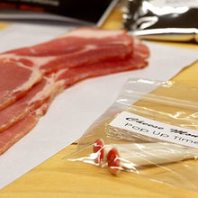 Carica l&#39;immagine nel visualizzatore di Gallery, Cheesy Bacon Box - Kit per la preparazione del formaggio e kit cura...