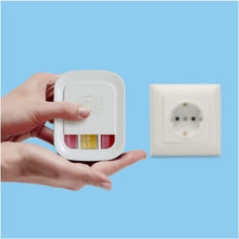 Carica l&#39;immagine nel visualizzatore di Gallery, Ambi Pur 3Volution Profumatore per Ambienti, Ricarica per Diffusore Elettrico, Fragranza Lenor Risveglio Primaverile, 3 Pezzi