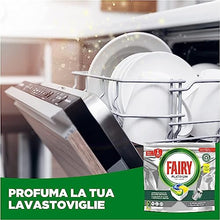 Carica l'immagine nel visualizzatore di Gallery, Fairy Platinum Detersivo Pastiglie Lavastoviglie, Brillantante, 54 Capsule Lavastoviglie, Limone, con Sistema Di Prelavaggio Integrato, Efficace nelle Sfide Difficili Contro lo Sporco