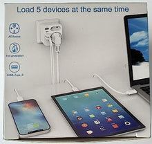 Carica l&#39;immagine nel visualizzatore di Gallery, Adattatore Presa Inglese, Redagod Adattatore Spina Inglese,a Spina Italiana con 3 USB e 1 USB C(3.4A,17W) Adattatore UK con 2 Prese per Gran Bretagna/Qatar/Irlanda/Gambia,Presa Inglese 3250W
