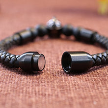 Carica l&#39;immagine nel visualizzatore di Gallery, COAI Bracciale Bolo da Uomo In Vera Pelle Intrecciata con Perle in Onice Elmo