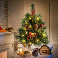 Carica l'immagine nel visualizzatore di Gallery, albero natale piccolo con luci,20 inch Mini albero di Natale artificiale preilluminato con luci a LED calde, ornamenti di pigne con bacche rosse per decorazioni natalizie per interni domestici