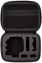 Carica l&#39;immagine nel visualizzatore di Gallery, AmazonBasics - Custodia per trasporto GoPro, misura Extra-Small