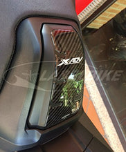 Carica l&#39;immagine nel visualizzatore di Gallery, ADESIVO 3D RESINA PROTEZIONE SPORTELLO SERBATOIO compatibile Xadv HONDA X-ADV - Ilgrandebazar