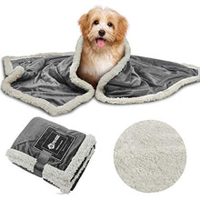 Carica l&#39;immagine nel visualizzatore di Gallery, Coperta in pile per cuccioli, piccola e lavabile, sherpa Grigio/bianco.