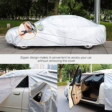 Carica l&#39;immagine nel visualizzatore di Gallery, AmazonBasics - Telo copriauto argentato, resistente Per berline fino a 430 cm - Ilgrandebazar