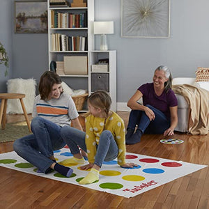 Hasbro Gaming Twister Gioco in Scatola, Include 1 Tappeto Twister, 1 Ruota E Le Istruzioni, Versione 2020 in Italiano, Multicolore