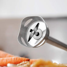 Carica l&#39;immagine nel visualizzatore di Gallery, Cecotec Frullatore a mano Power Pulsar 2300 MAX. Potenza massima 2300 W, Lame a 4 Lame Con Rivestimento In Titanio Nero, Piede XL, Bicchiere 700 ml con Coperchio, Aste e Tritatutto con Becco Ghiaccio